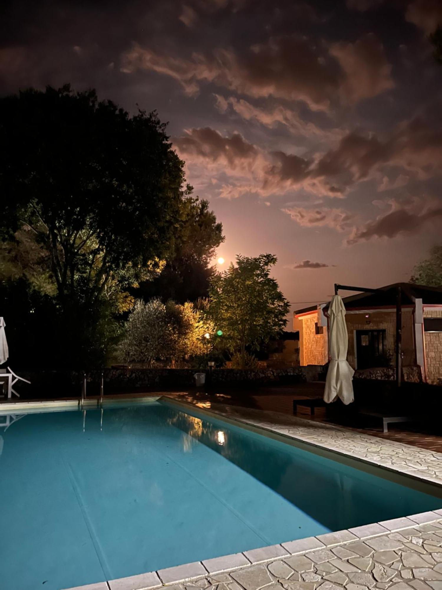 Casette Masseria La Camardia Sava ภายนอก รูปภาพ